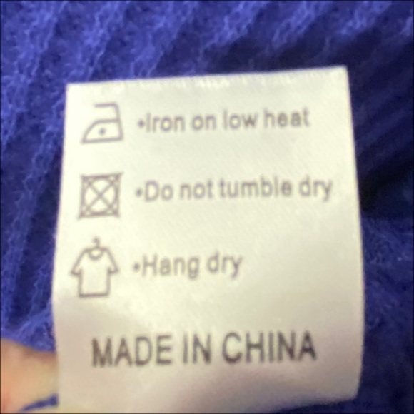 Iwollence Slouchy Waffle Knit Tie V-neck Size Medium - Picture 8 of 9